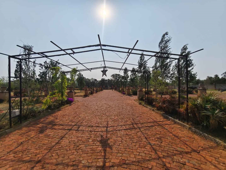 6 Bedroom Property for Sale in Quaggafontein Free State